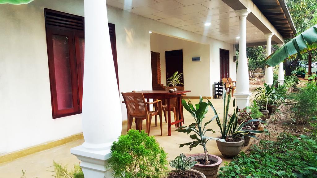Kassapa Home Stay Sigiriya Ngoại thất bức ảnh